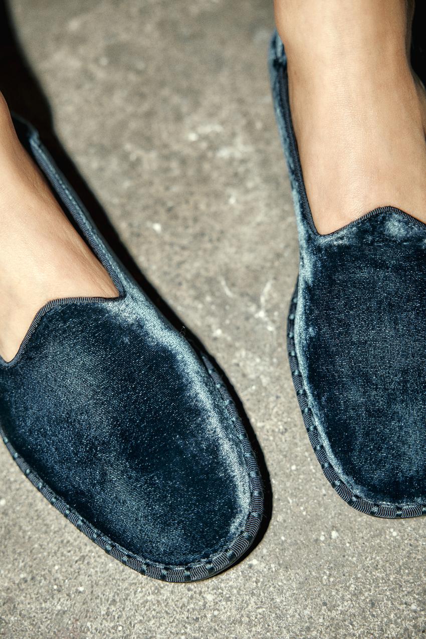 Blue velvet flat shoes Clearance