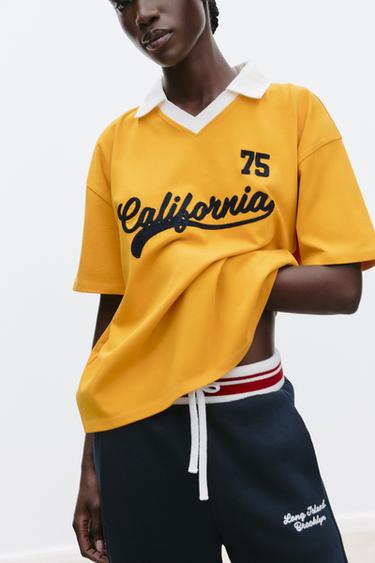 CAMISETA POLO BORDADO - Mostaza de Zara