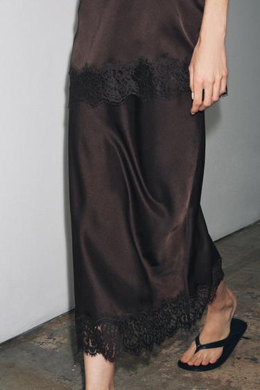 FALDA SATINADA ENCAJE ZW COLLECTION - Marrón oscuro de Zara