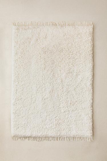 RECTANGULAR TEXTURED COTTON RUG - White by Zara