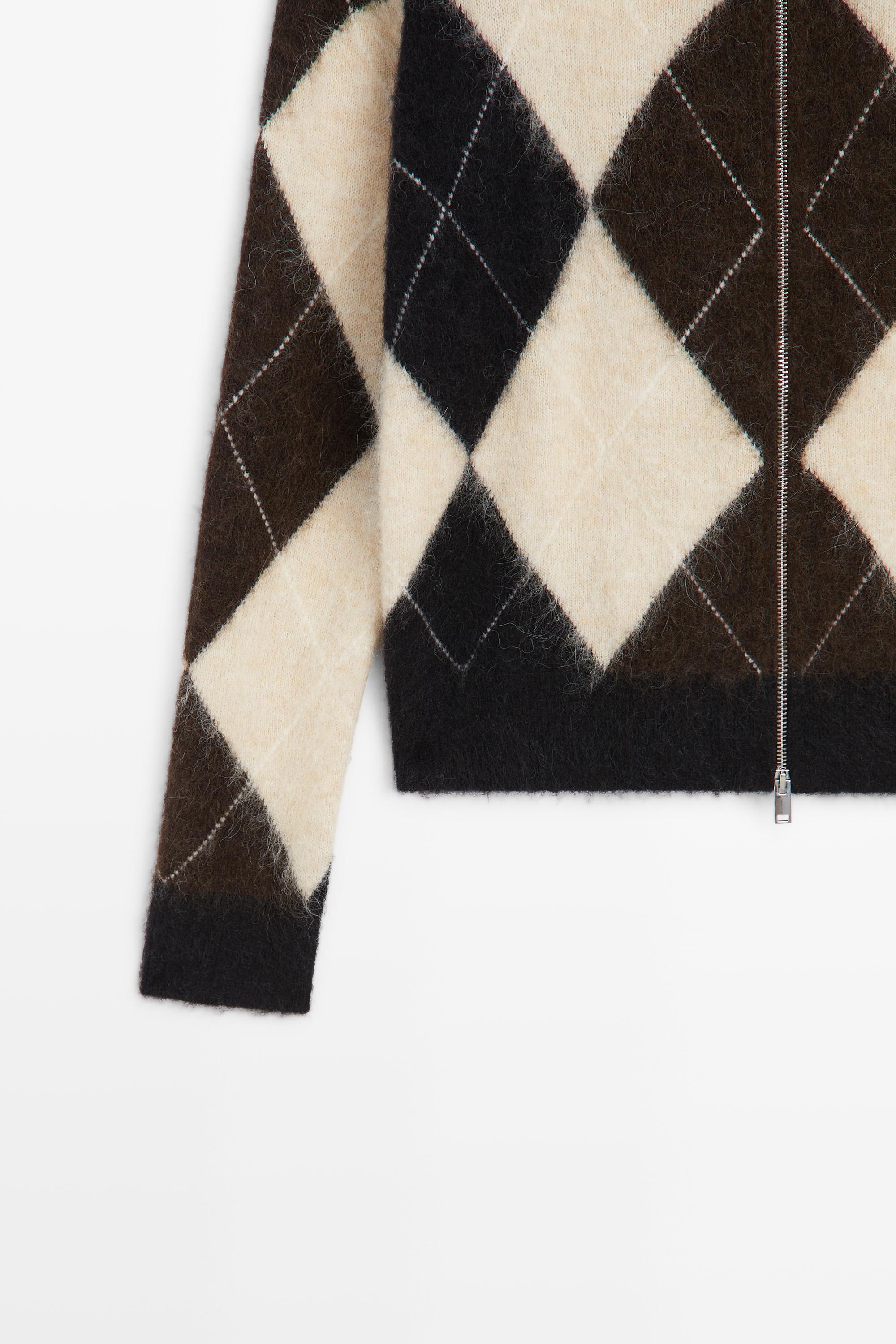 Wool-blend zip-up cardigan with diamond pattern