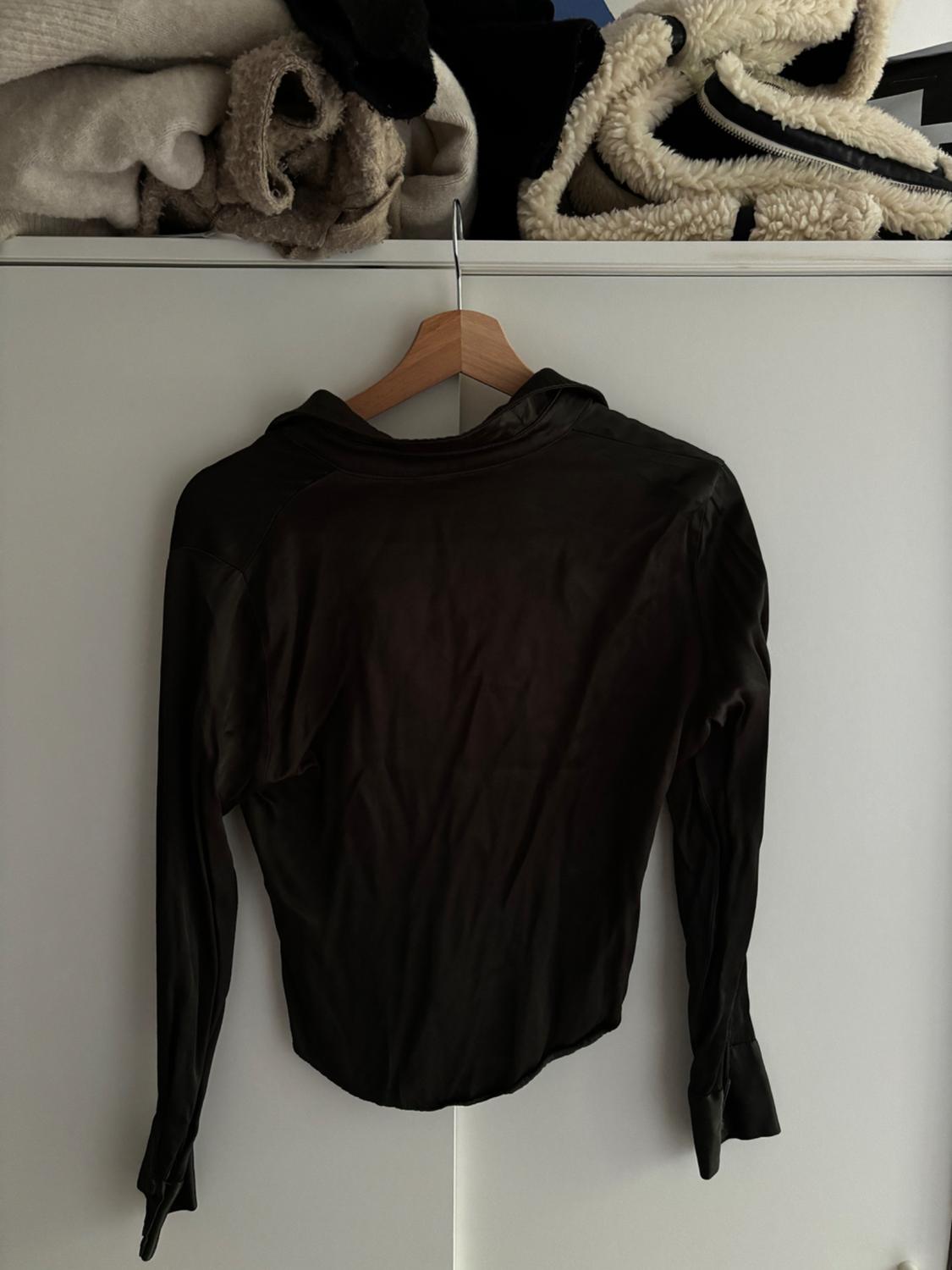 SATIN SHIRT WITH PLEATS - Image 4