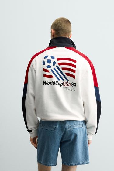 SUDADERA CUELLO CREMALLERA USA 94 FIFA WORLD CUP™ FIFA CLASSICS - Blanco roto de Zara