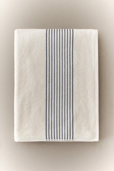 Zara COTTON BATH TOWEL WITH STRIPED BORDER - 淡藍色