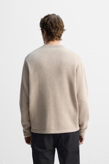 PULL AVEC FINITIONS REVERS - Beige de Zara - Image 2
