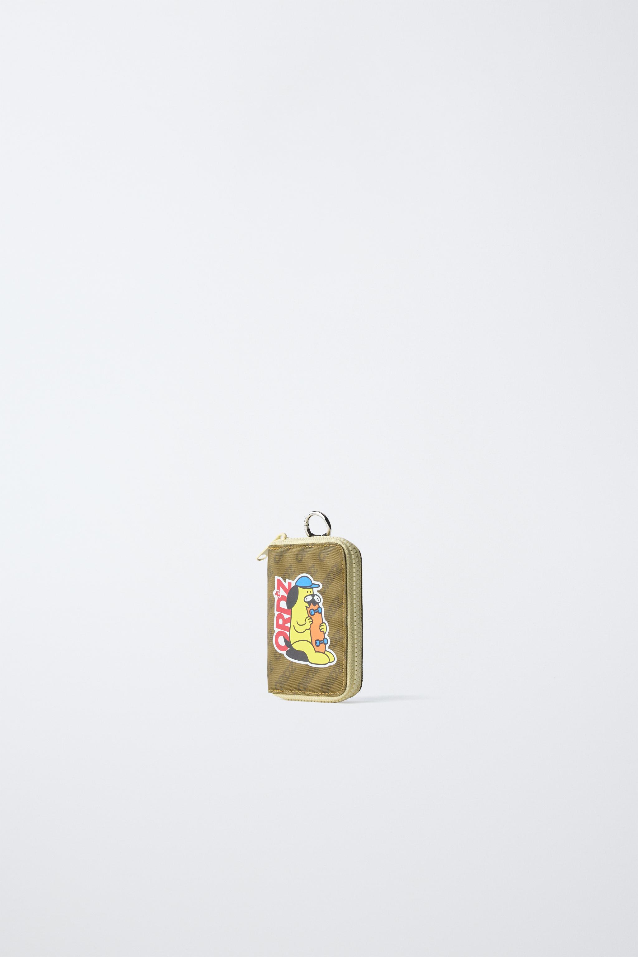PATCH WALLET — Beige (alternate view)