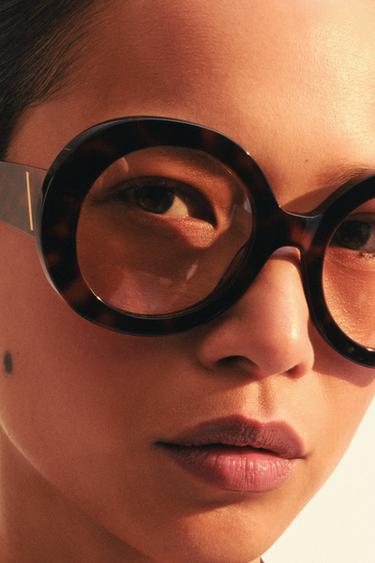 OVALŪS AKINIAI NUO SAULĖS – Ruda – „Zara“