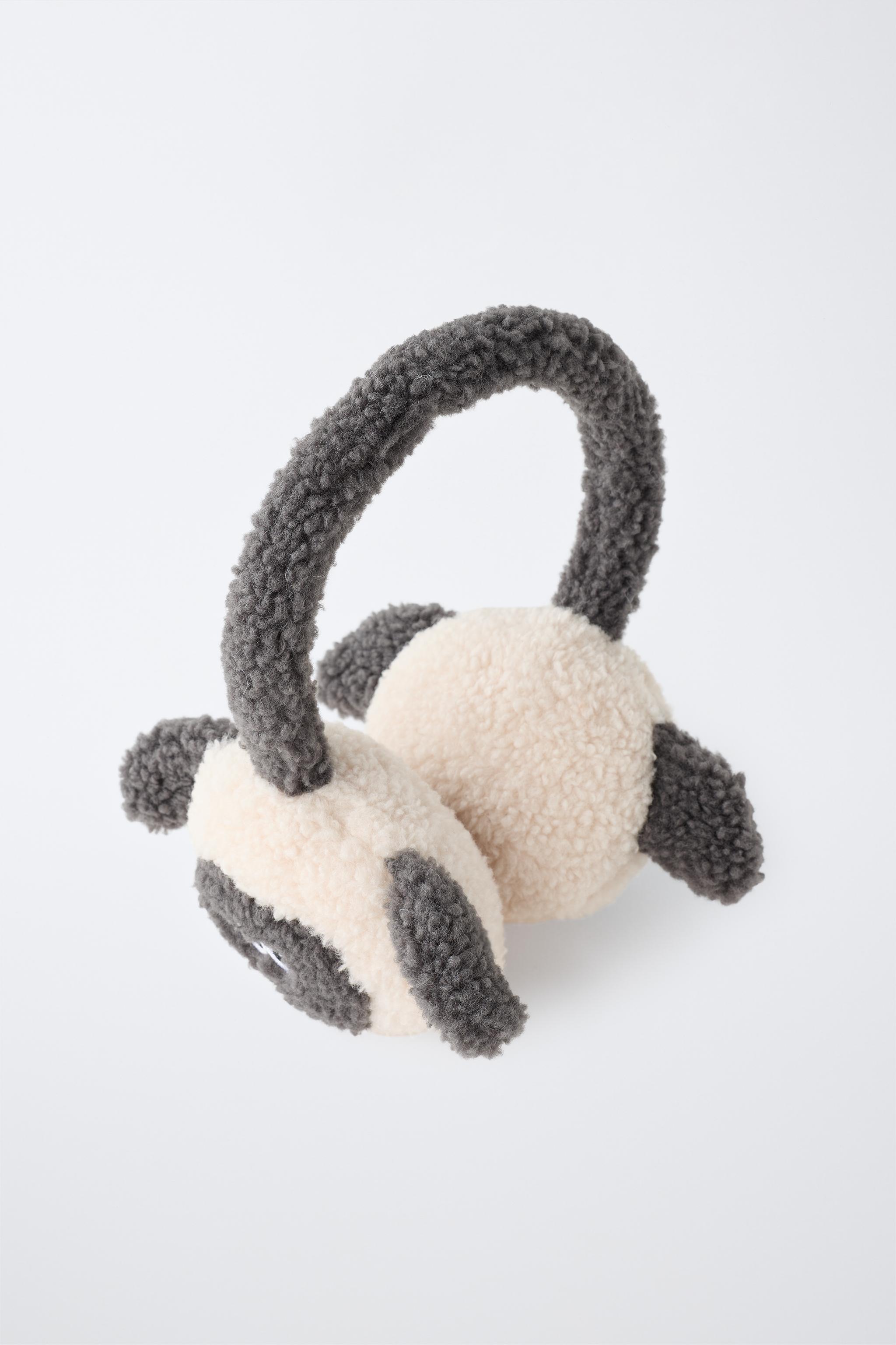 SHEARLING EARMUFFS WITH SHEEP DETAIL