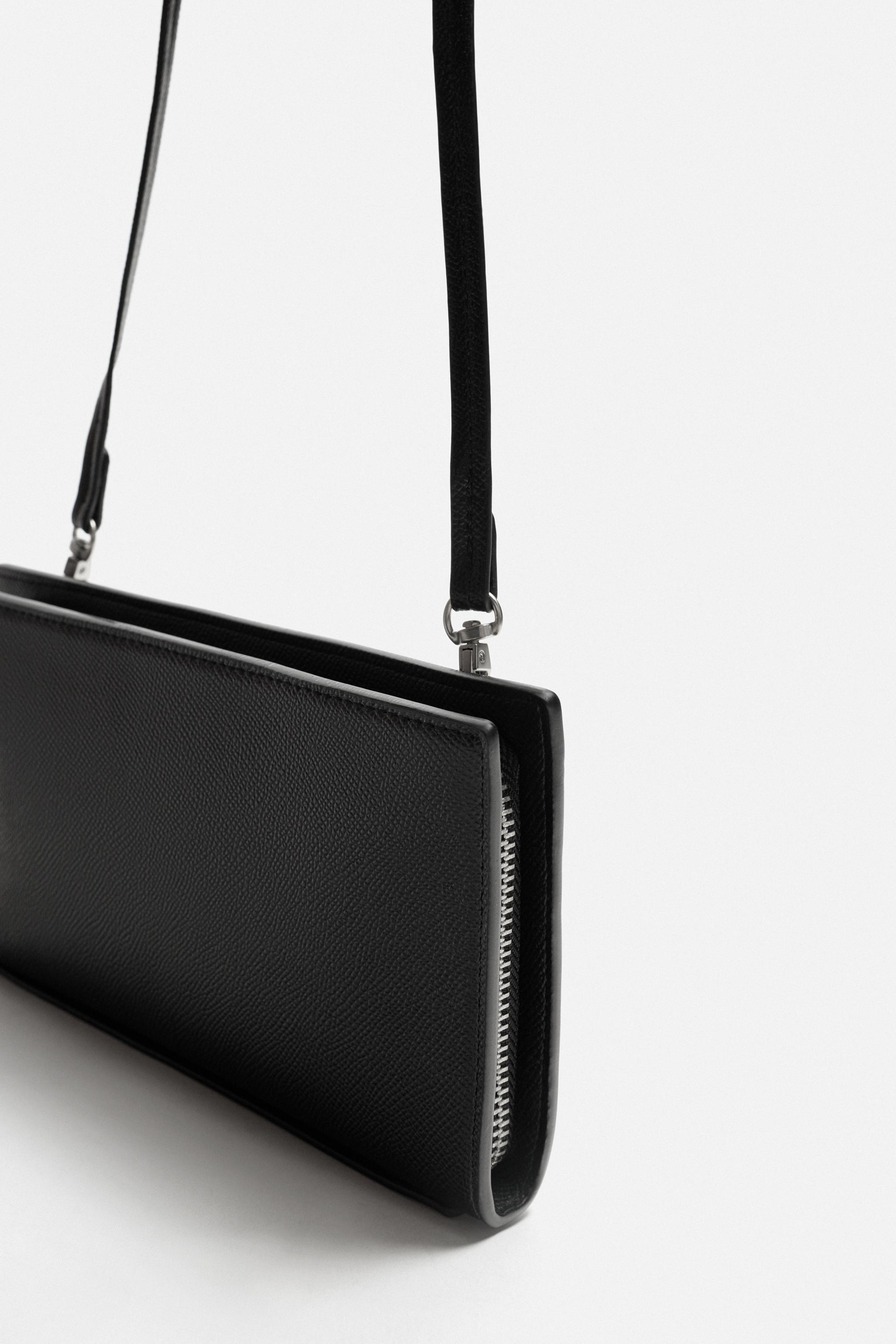 EMBOSSED XL WALLET