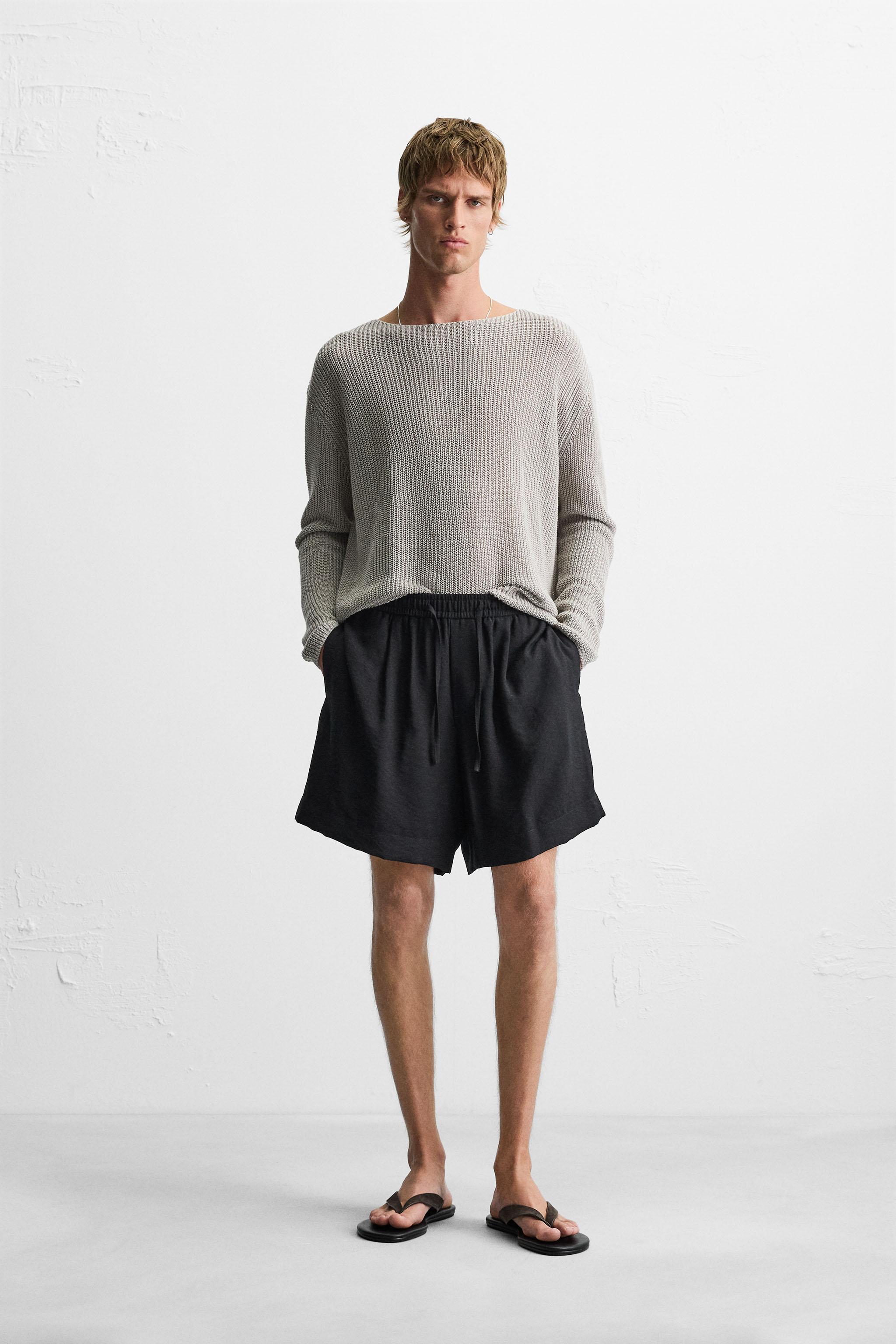 FLOWY RELAXED FIT BERMUDA SHORTS