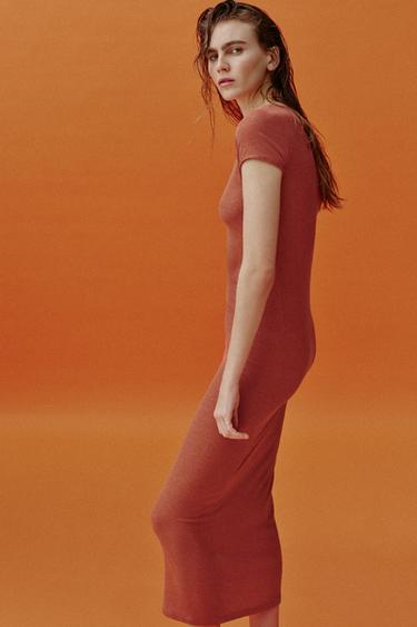 ROBE LONGUE À MANCHES COURTES - Orange de Zara - Image 2