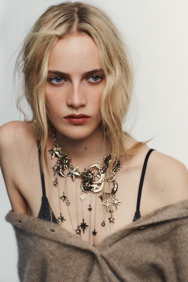 METAL MOON AND STAR NECKLACE - Aged gold by Zara