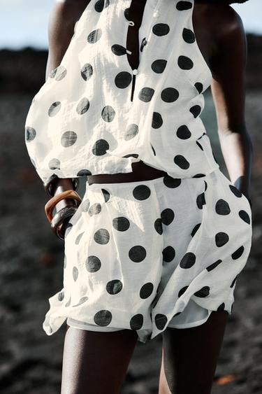 PLEATED POLKA DOT BERMUDA SHORTS - Ecru by Zara
