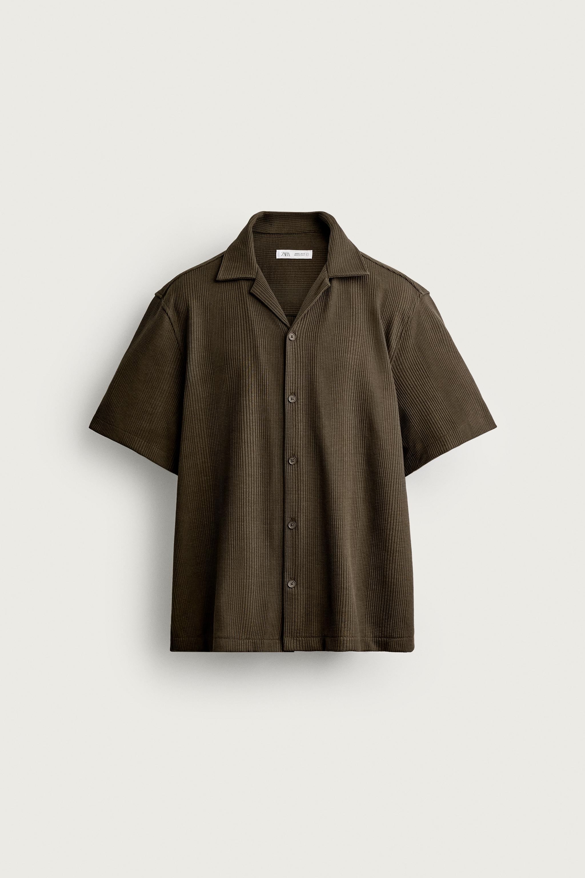 TEXTURED REGULAR FIT SHIRT — Brown