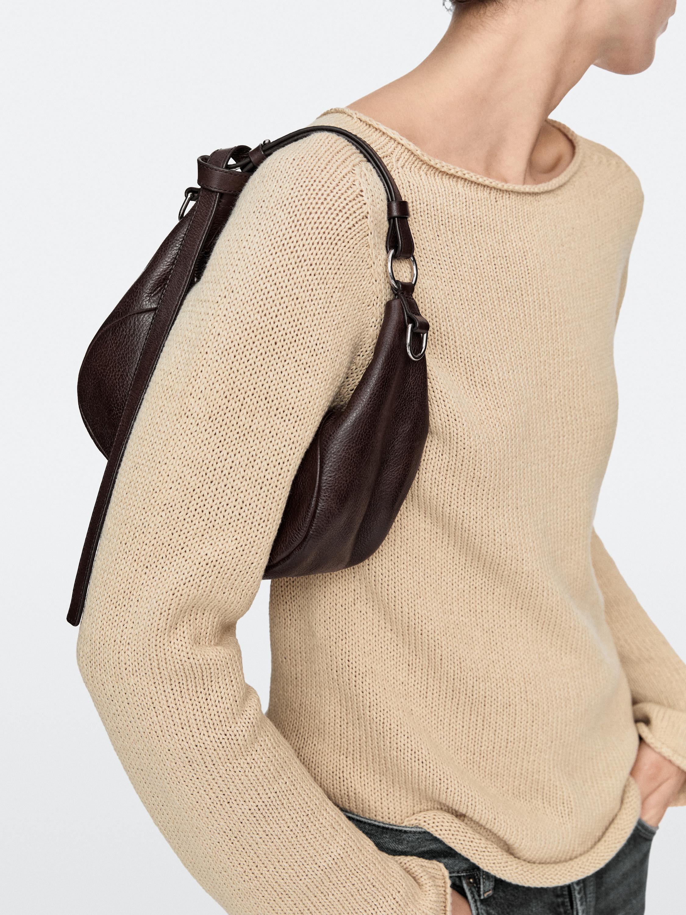 Nappa leather bag with metal buckle