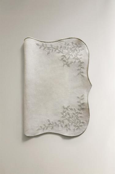 MANTEL INDIVIDUAL LINO BORDADO VEGETAL - Azulado de Zara