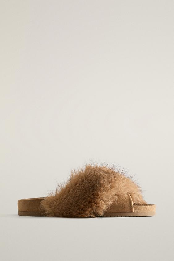 ASYMMETRISK SANDAL MED IMITERET PELS - Brun fra Zara - Billede 0