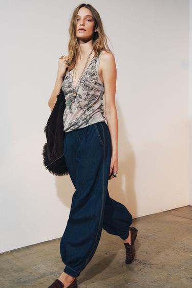 EMBROIDERED TULLE STRAPPY TOP - Light grey by Zara