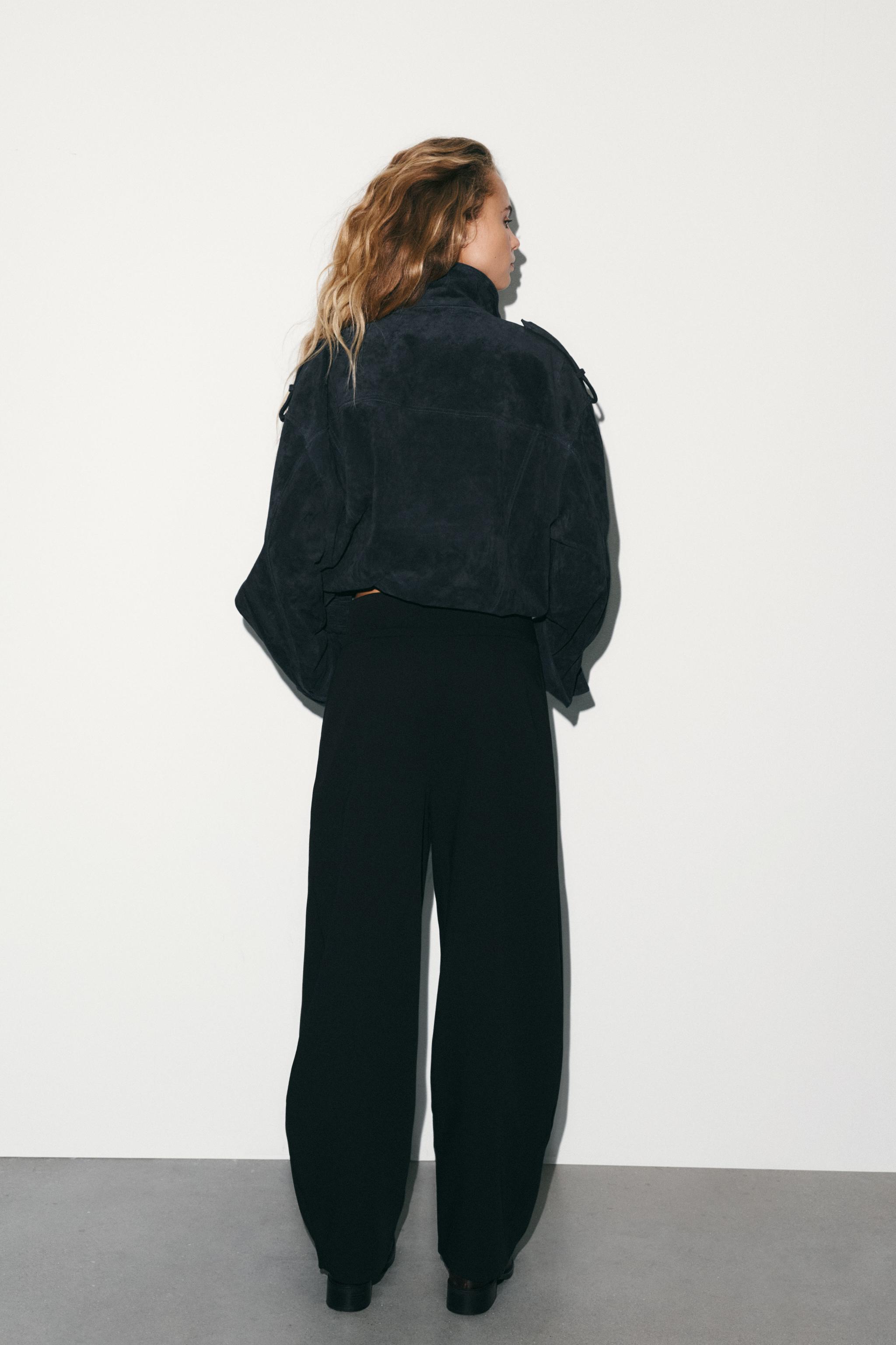 STRIPED PLEATED BALLOON PANTS