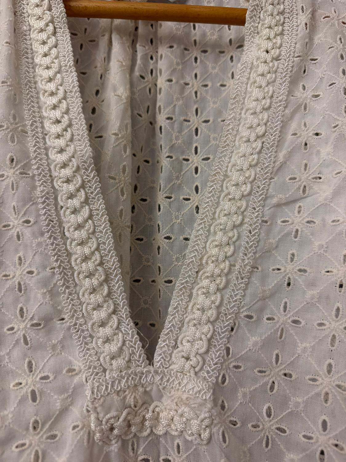 BLOUSE BRODÉE EN COTON MANCHE LONGUE. - Image 3