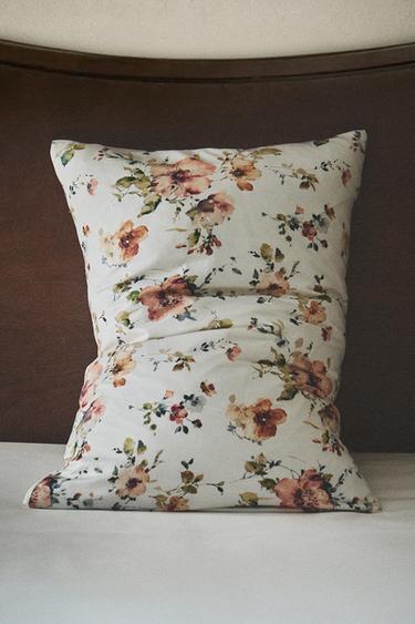 WILD FLOWERS SATEEN PILLOWCASE (300 THREAD COUNT) - Light beige by Zara - Image 5
