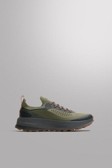 TRAIL RUNNING SHOES - Sea green by Zara