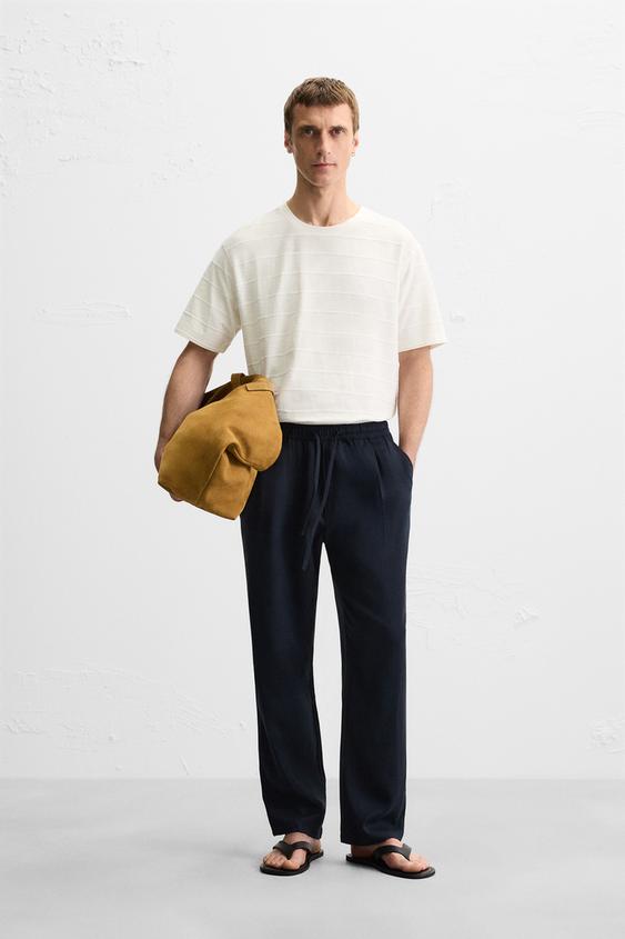 STRIPED IRREGULAR TEXTURED T-SHIRT