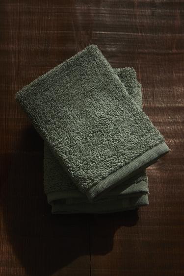 PACK OF COTTON HAND TOWELS (PACK OF 3) - Khaki by Zara - Image 9