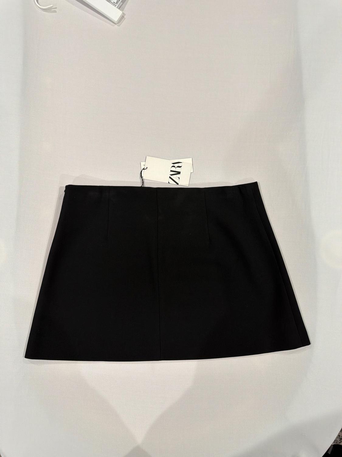 FALDA CORTA TIRO ALTO - Image 2