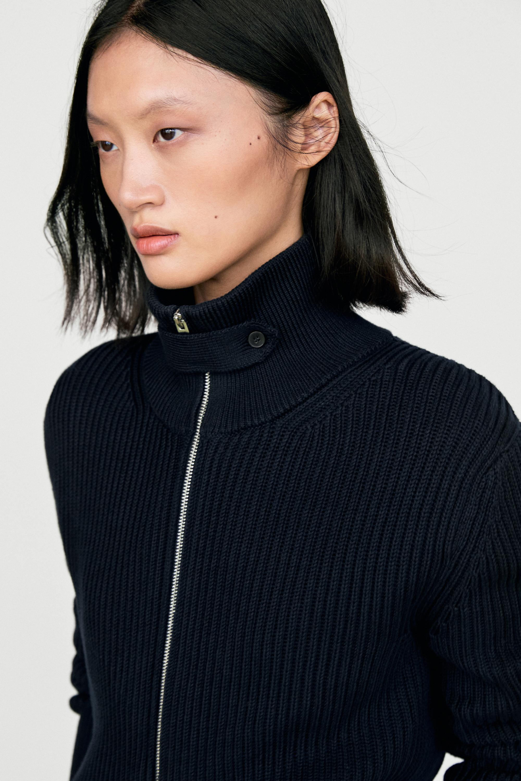 100% cotton knit cardigan with high neck detail — Navy blue