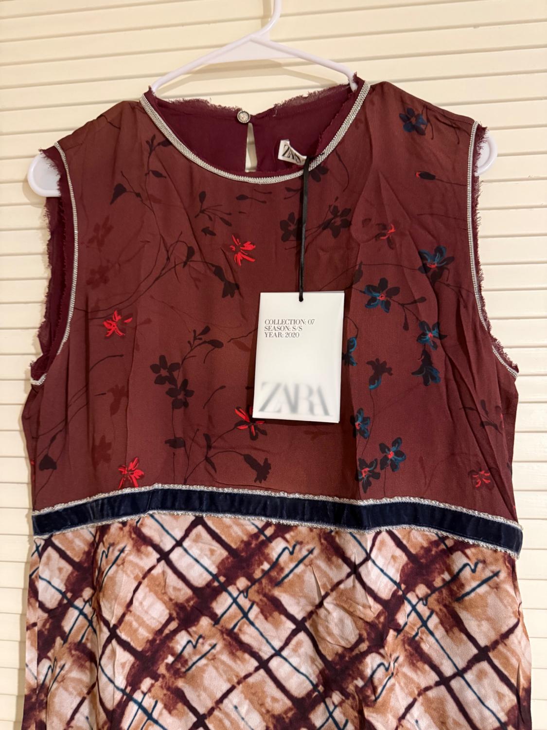 VESTIDO COMBINADO ESTAMPADO LIMITED EDITION - Image 3
