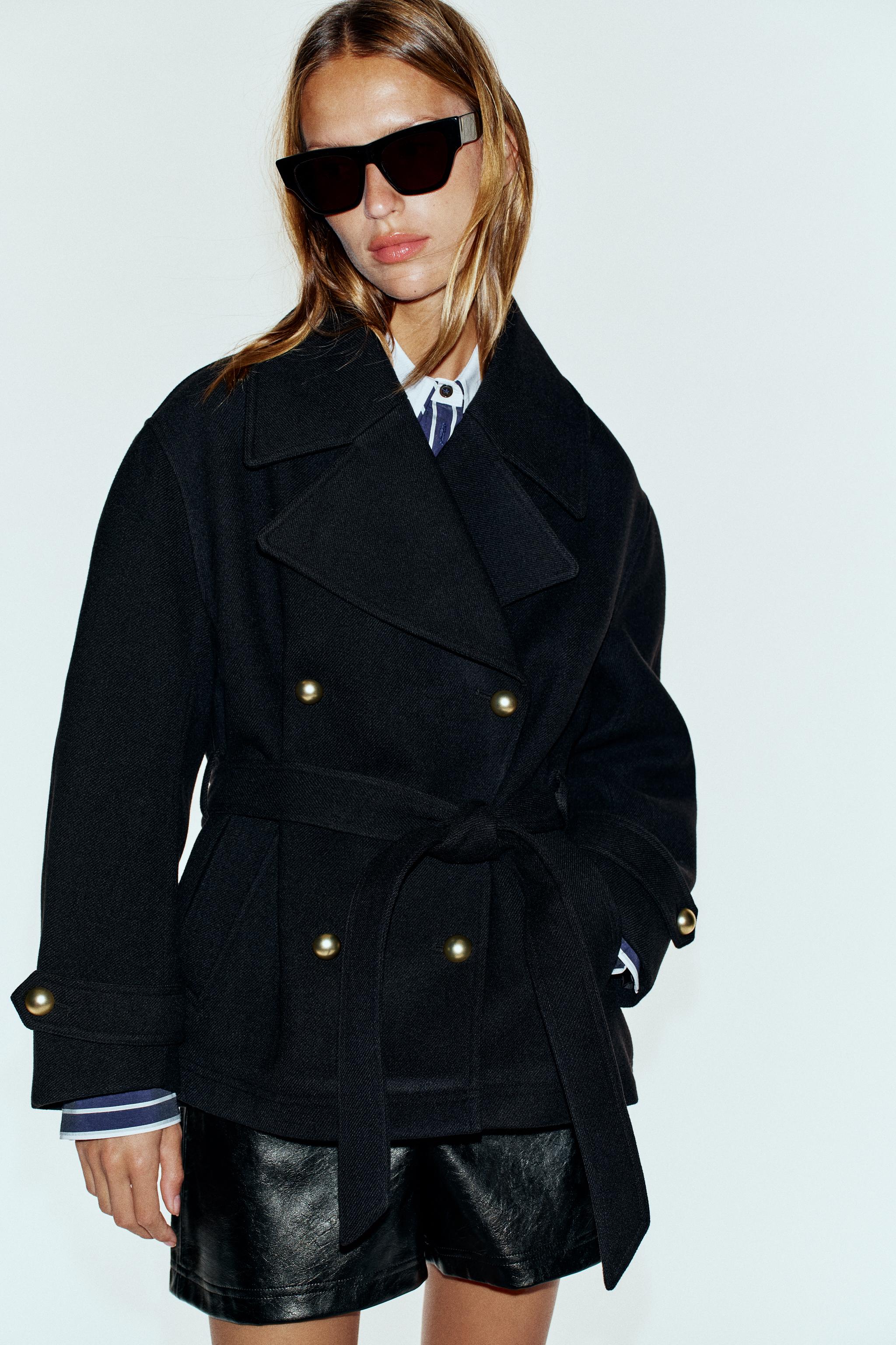 DOUBLE-BREASTED COAT WITH BELT