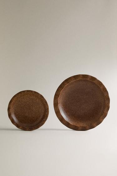 ROUND CANDLEHOLDER - Brown by Zara