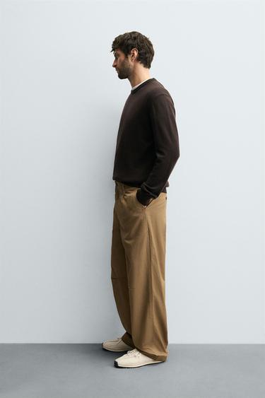 PANTALON CHINO COUPE DÉCONTRACTÉE À PLIS - Marron clair de Zara - Image 3
