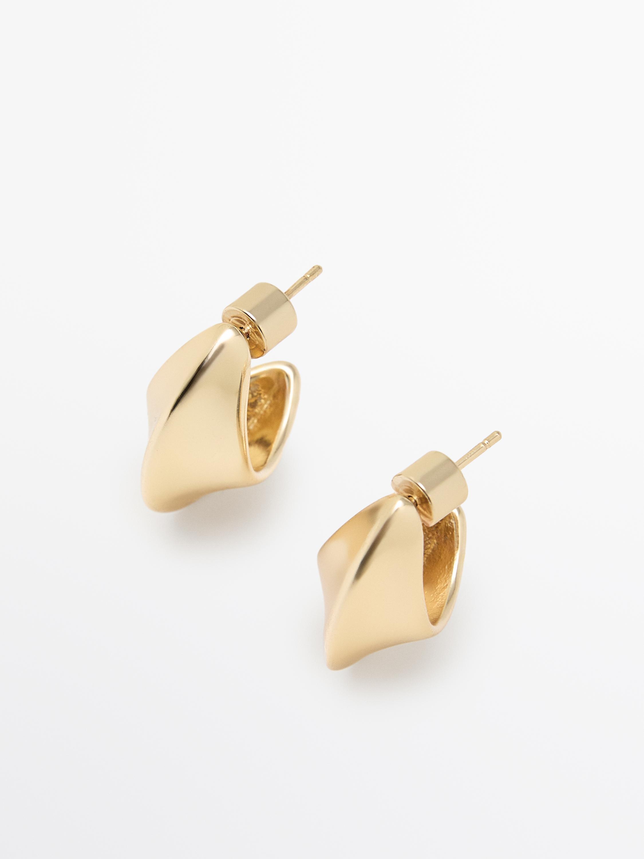 Moon hoop earrings — Golden