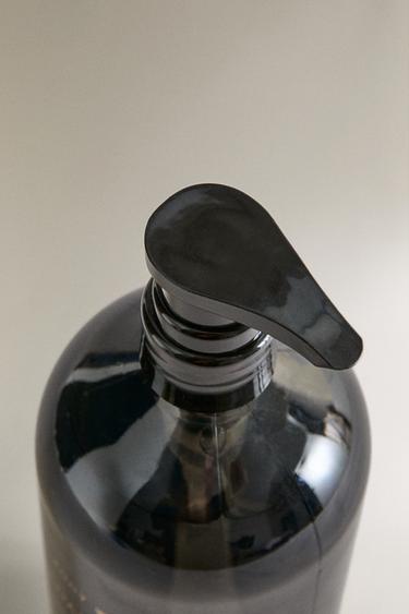 (1 L) CEDAR WOOD LIQUID HAND SOAP - Sky blue by Zara - Image 3