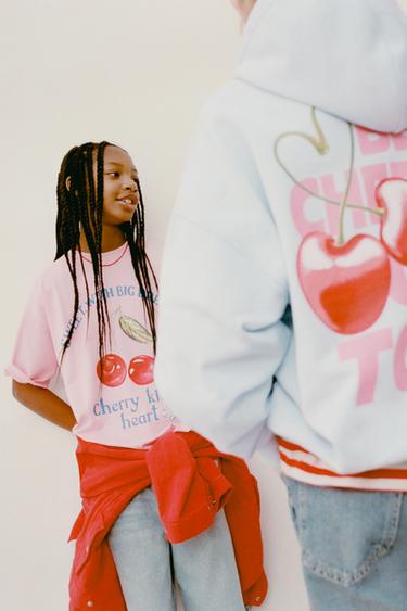 Zara MAJICA SA VOĆNIM PRINTOM – Ružičasta