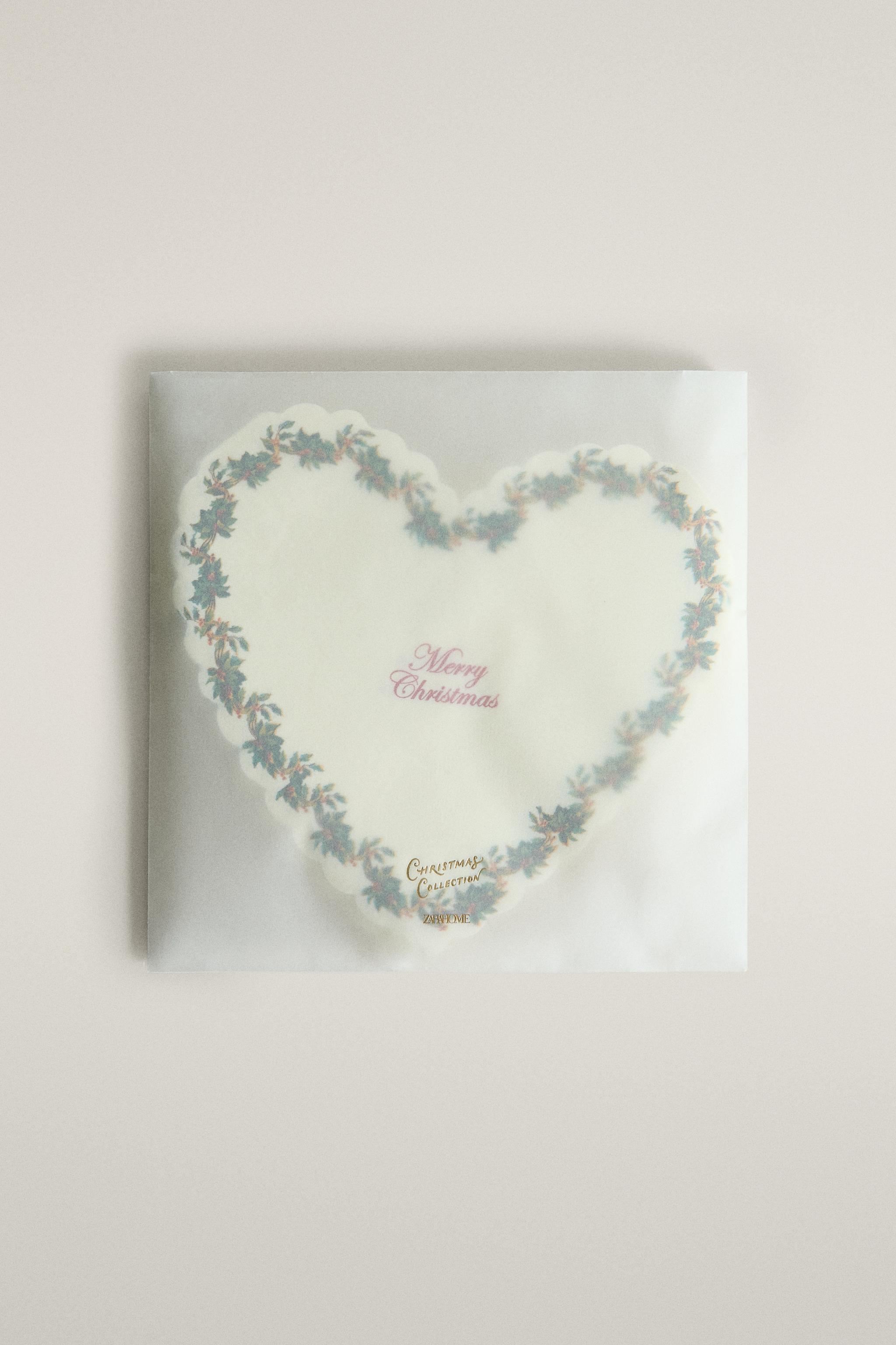 PACK OF 20 HEART-SHAPED CHRISTMAS PAPER NAPKINS