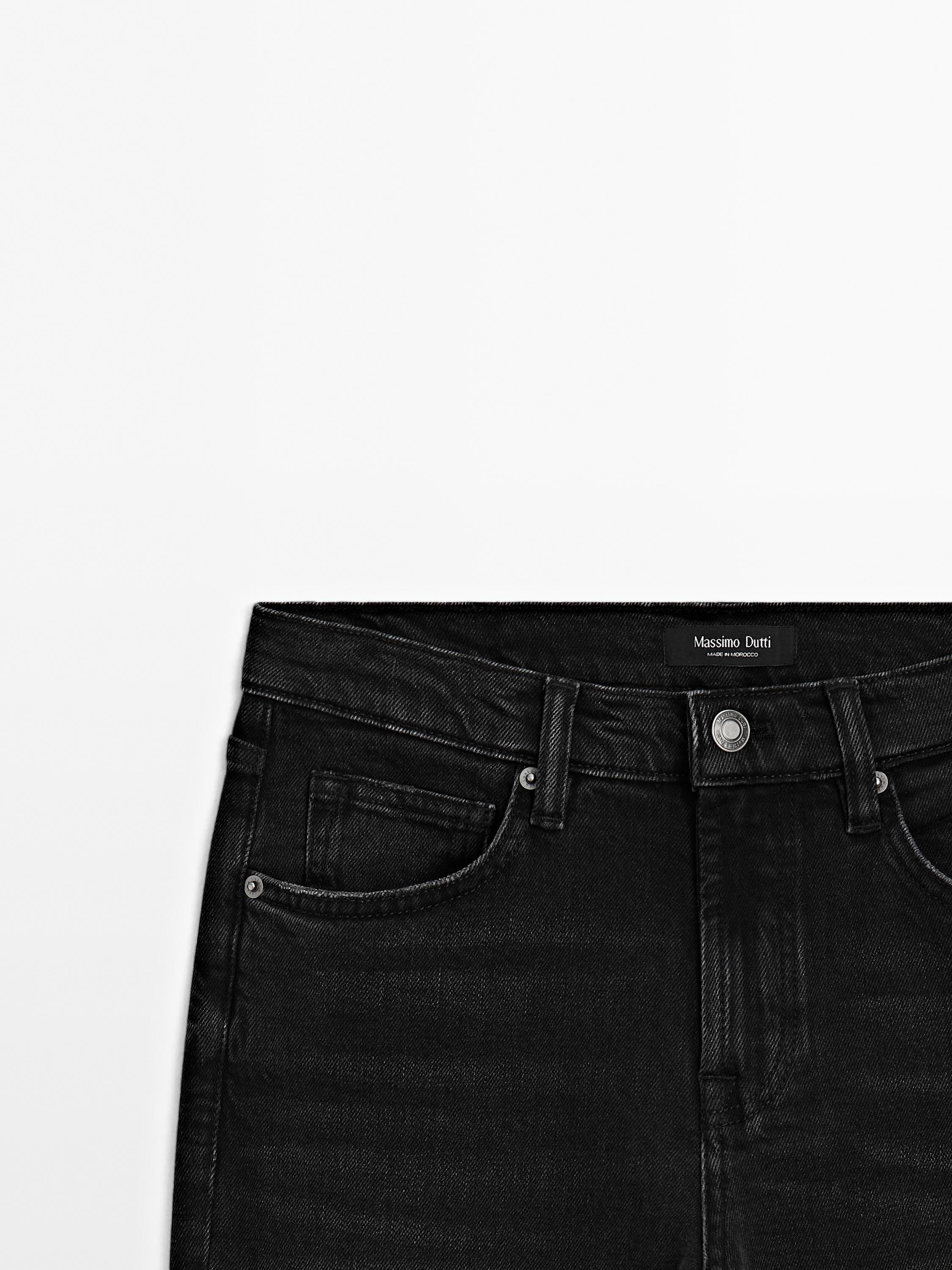 Mid-rise cropped slim fit jeans