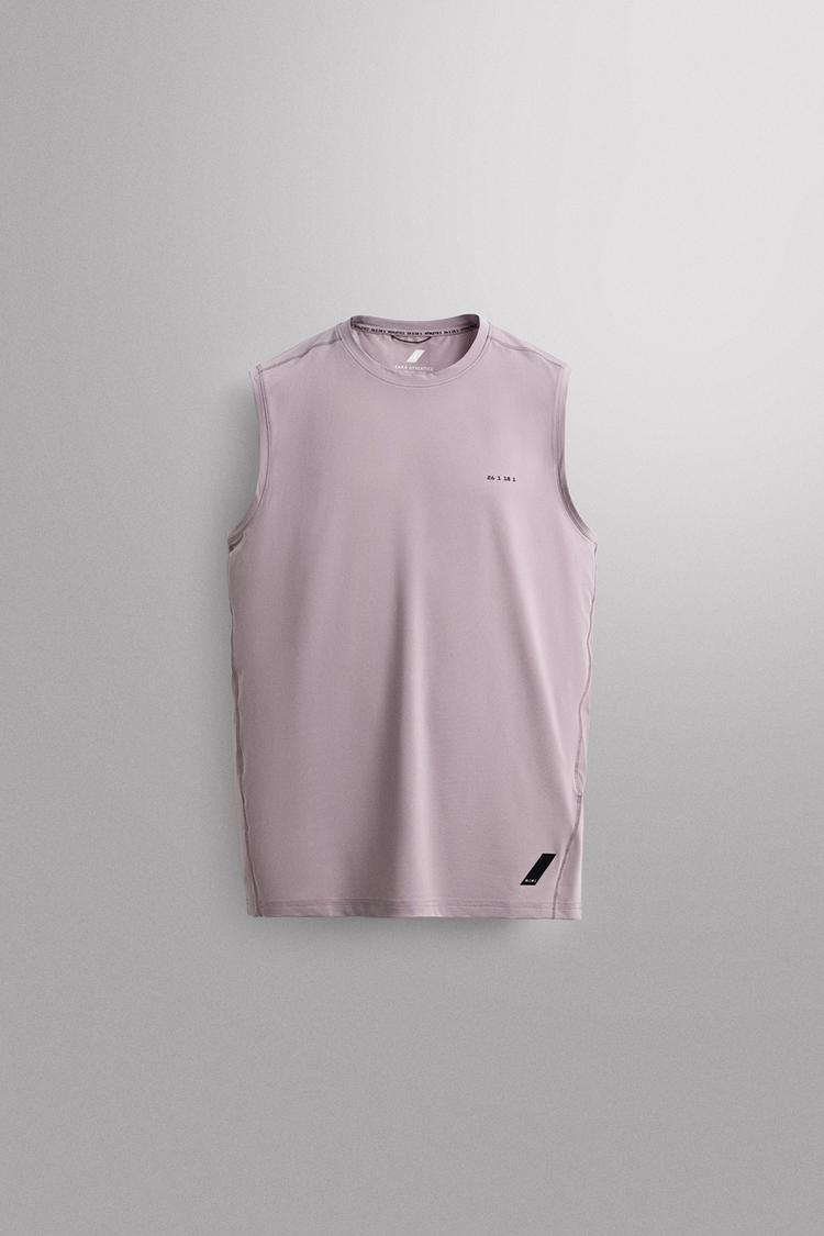 BASIC TECHNICAL TANK TOP