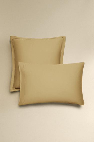 SATEEN PILLOWCASE WITH TRIM (300 THREAD COUNT) - Light yellow by Zara