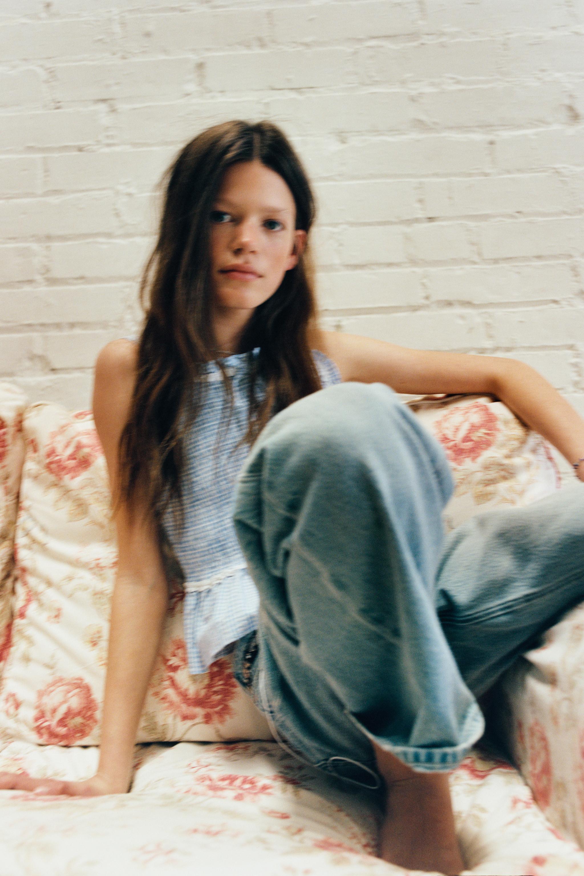 CROCHET WIDE LEG JEANS