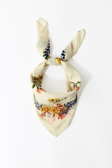 EMBROIDERED COTTON SCARF - Ecru by Zara