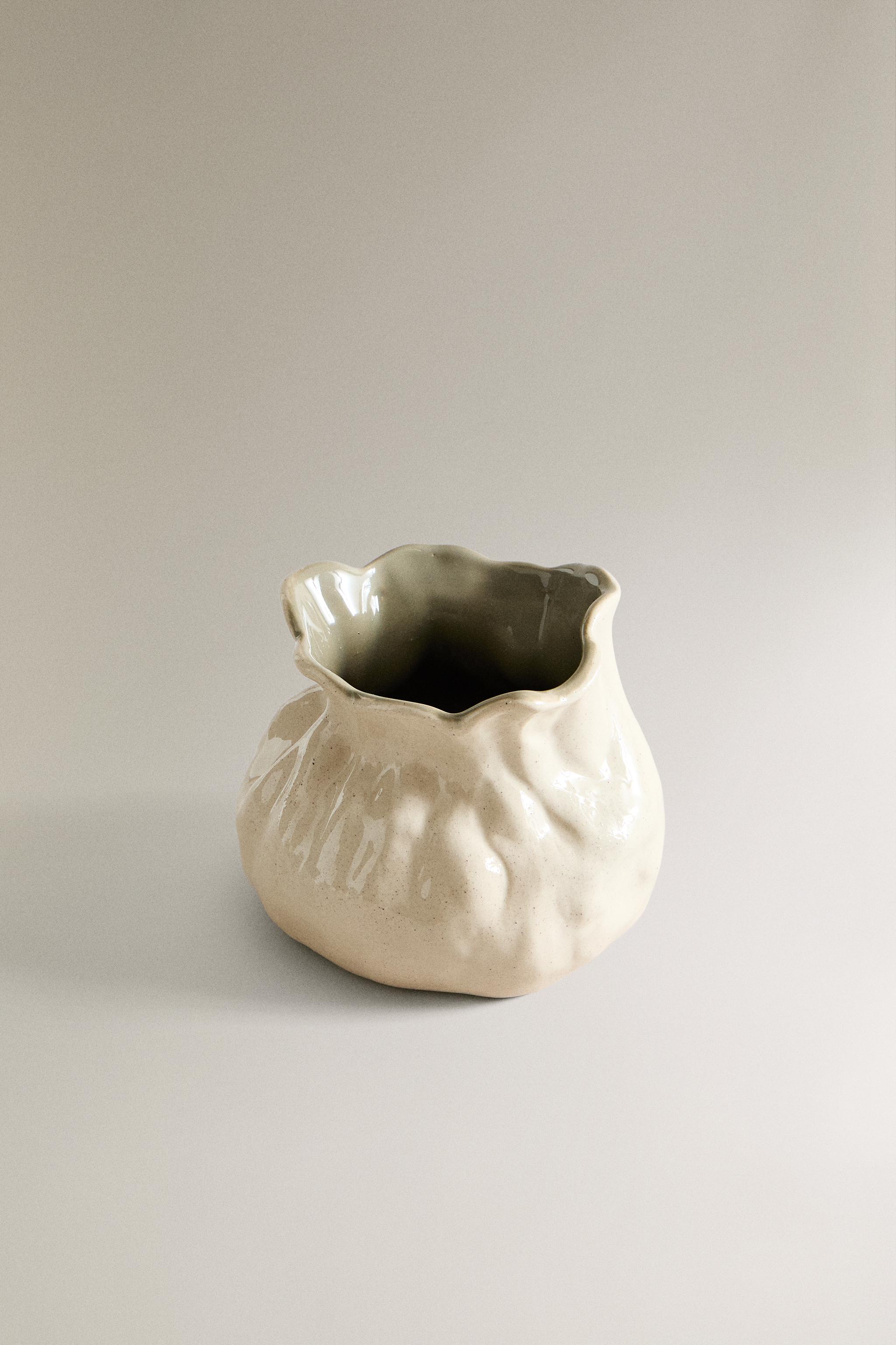 ARTICHOKE CERAMIC VASE