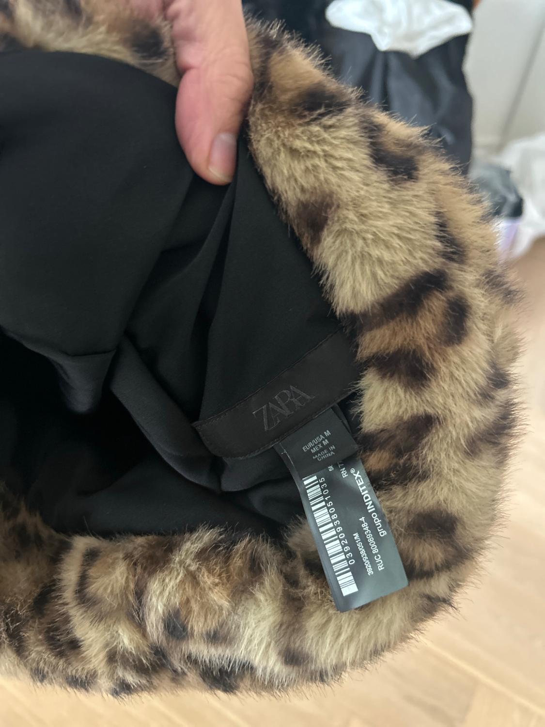 ΣΚΟΥΦΟΣ ΑΠΟ ΣΥΝΘΕΤΙΚΗ ΓΟΥΝΑ ANIMAL PRINT - Image 2
