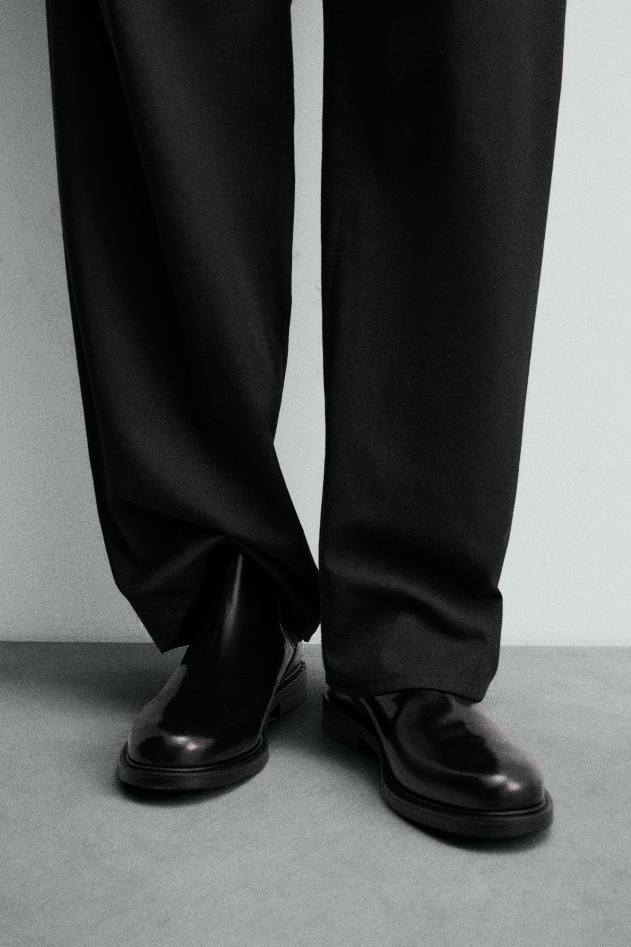 LEATHER CHELSEA BOOTS