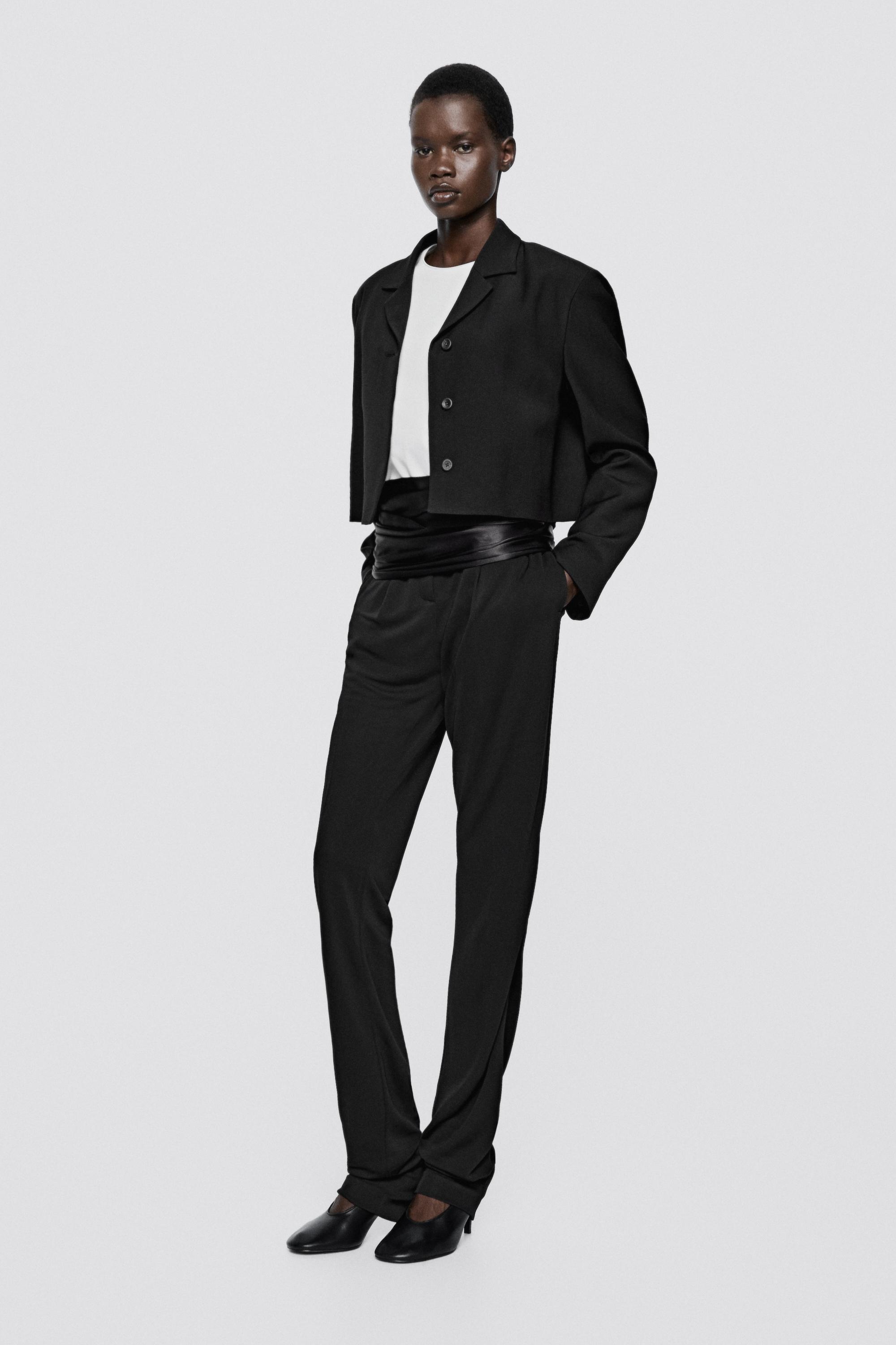 Blazer court en laine - LIMITED EDITION