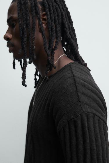 PULL CANNELÉ EFFET DÉMAILLÉ - Noir de Zara - Image 5