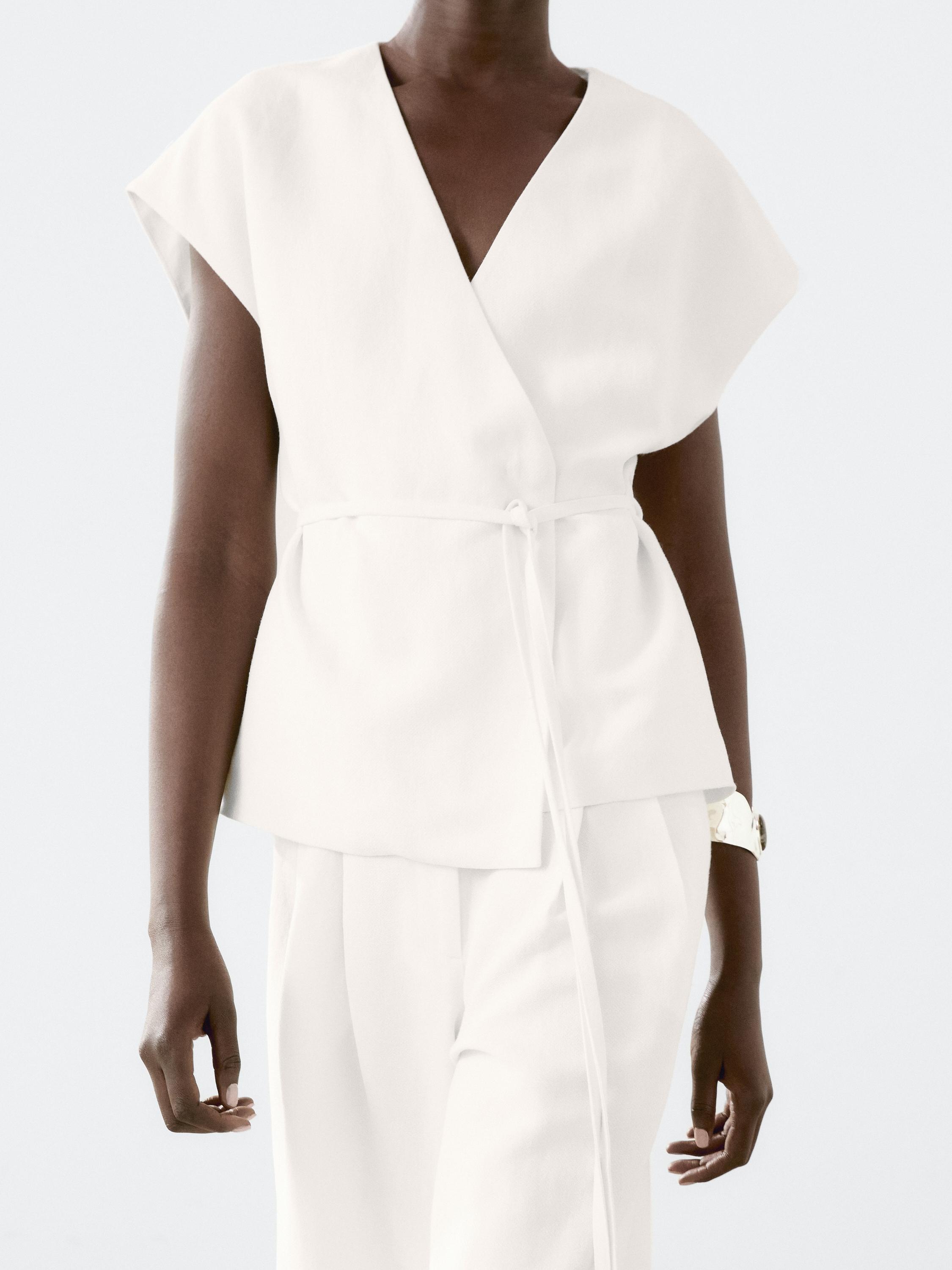 Linen blend crossover kimono with tie detail - Oyster-white Linen blend crossover kimono with tie detail - Oyster-white