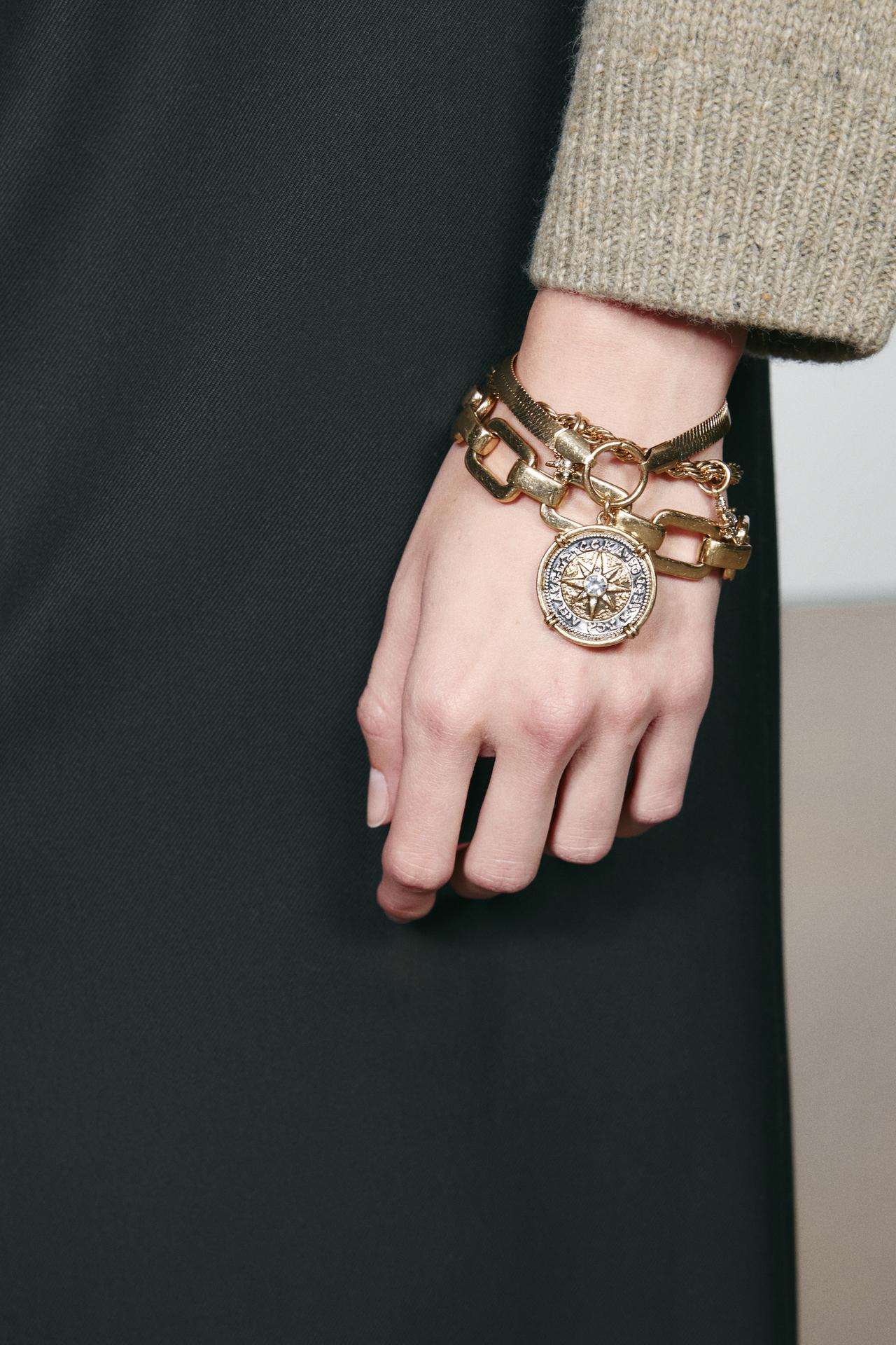 PACK 3 METAL STAR AND PLATE CHARM BRACELETS — Golden
